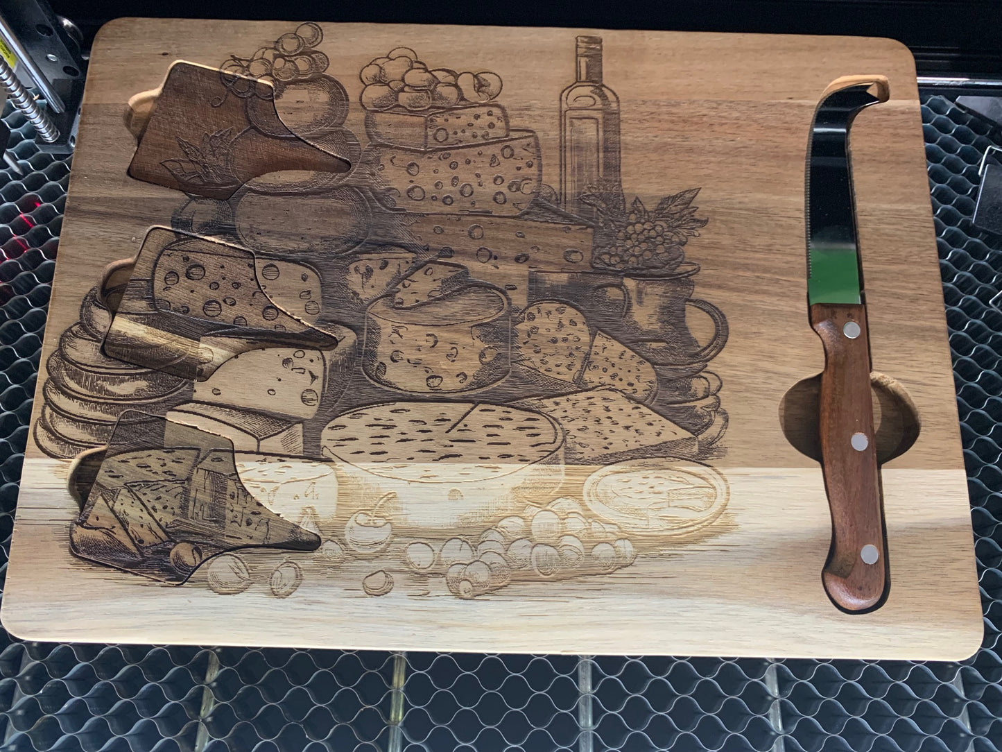 PLANCHE A FROMAGE