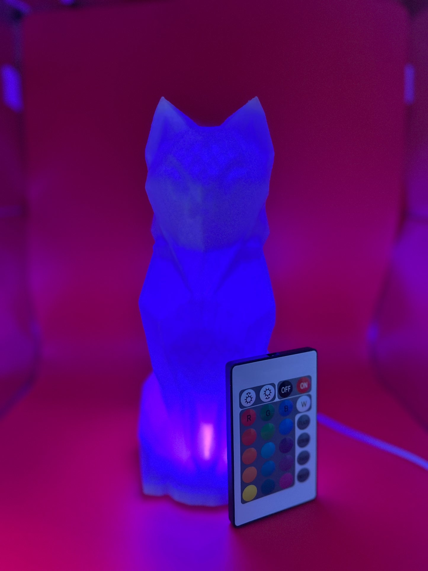 VEILLEUSE CHAT